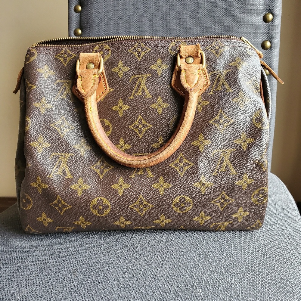 Louis Vuitton speedy 25